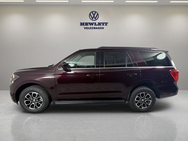 2024 Ford Expedition — side profile view