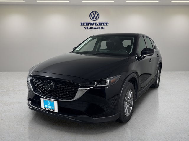 2022 Mazda Mazda CX-5 2.5 S in Jet Black Mica — front three-quarter view