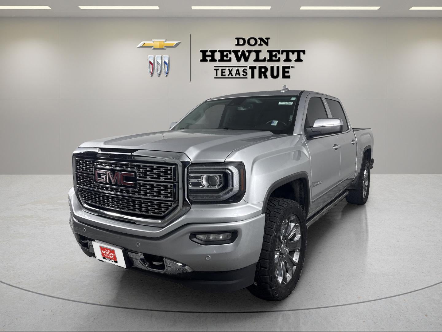 2018 GMC Sierra 1500 Denali in Quicksilver Metallic — front three-quarter view